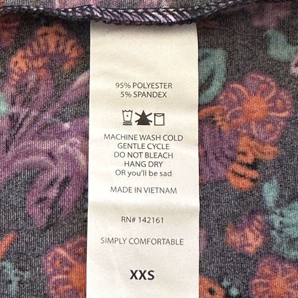 LuLaRoe Irma Tunic Size XXS Butterfly Floral Slinky Oversized Relaxed Fit NWT - Picture 6 of 7